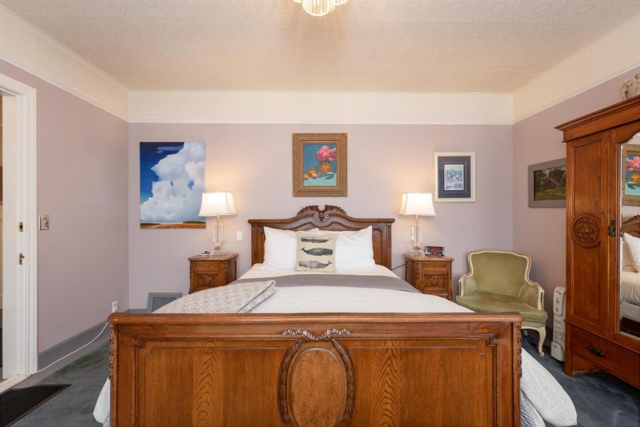 Nantucket Whale Inn, Half Moon Bay Exterior photo